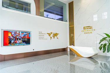Zhangjiagang Eceng Machinery Co., Ltd. fabrika üretim hattı