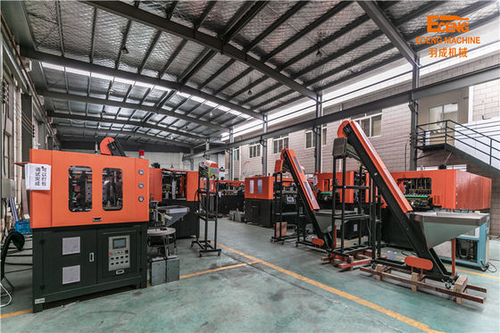 6 Çürük PET Stretch Blowing Machine Tam otomatik plastik şişe kalıplama