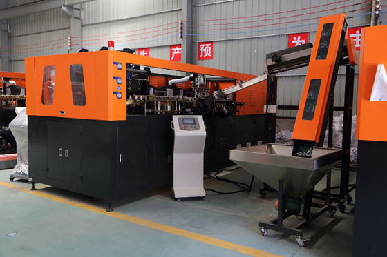 Q9000 Su Şişesi Şişirme Makinesi 6 Kavite 8000 - 9000 ADET/SAAT Çıkış