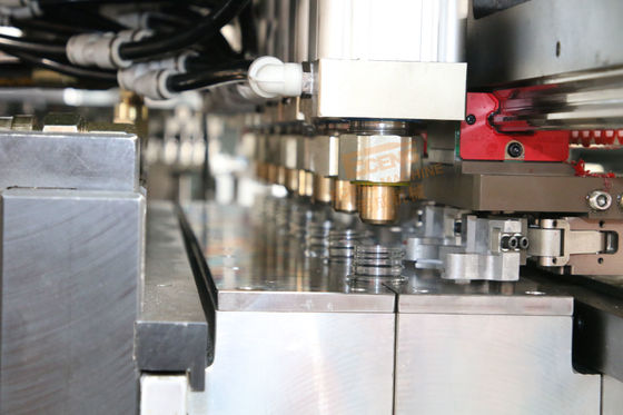 Tam Elektrikli Streç Şişirme Makinesi Eceng K6 Çıkış 12000BPH 2000 Ml