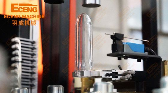 900BPH 5L Streç Yağ Şişesi Şişirme Makinesi Q5L1 1 Kavite