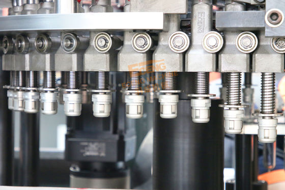 8 boşluklu otomatik plastik şişe üfleme makinesi K8 14000-18000BPH