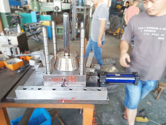 S136 Şişe PET Enjeksiyon Şişirme Kalıbı 1 Kavite CE SGS ISO