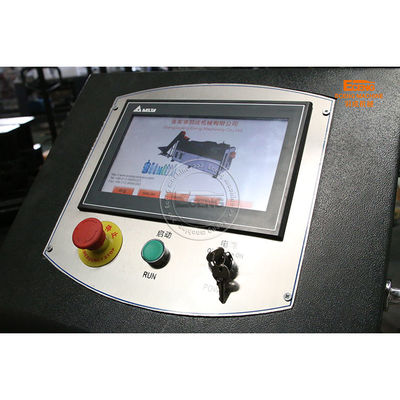 29KW Su Şişesi Tam Otomatik PET Şişe Şişirme Makinesi 3.6*1.6*1.9m