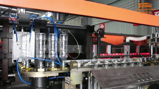 2000ml 6 boşluklu PET şişe üfleme makinesi 3 fazlı 380V