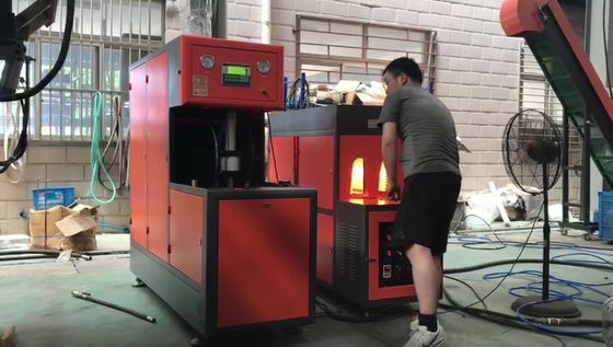 1 Kavite Yarı Otomatik Şişe Şişirme Makinesi 5000ml PET Preform Şişirme